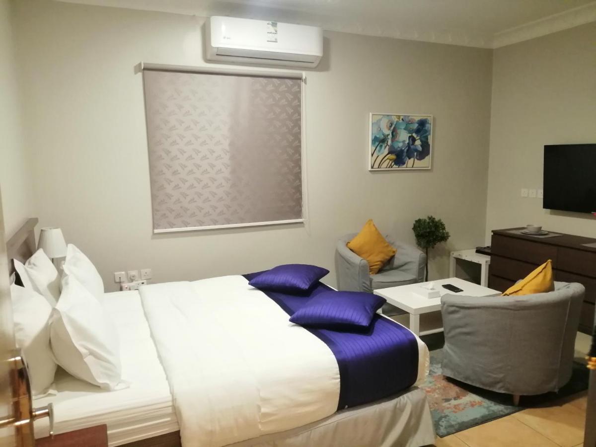 Nozol Al Toot Furnished Units Aparthotel Riyadh Exterior photo