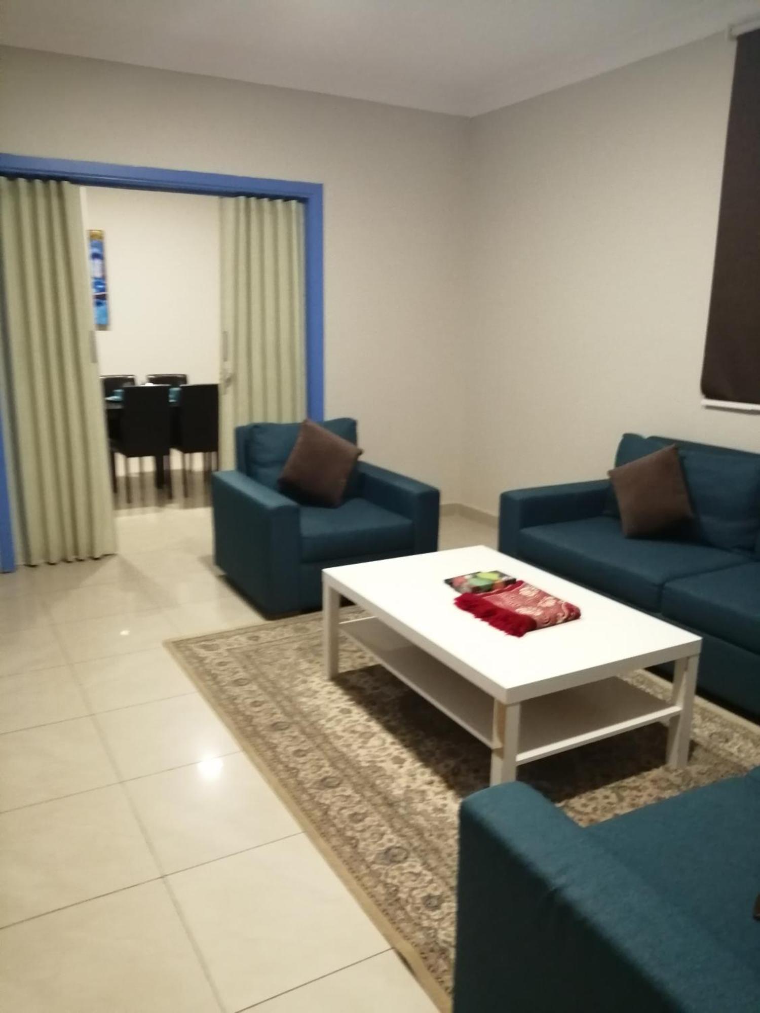 Nozol Al Toot Furnished Units Aparthotel Riyadh Room photo