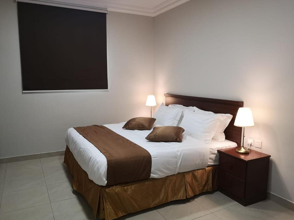 Nozol Al Toot Furnished Units Aparthotel Riyadh Exterior photo
