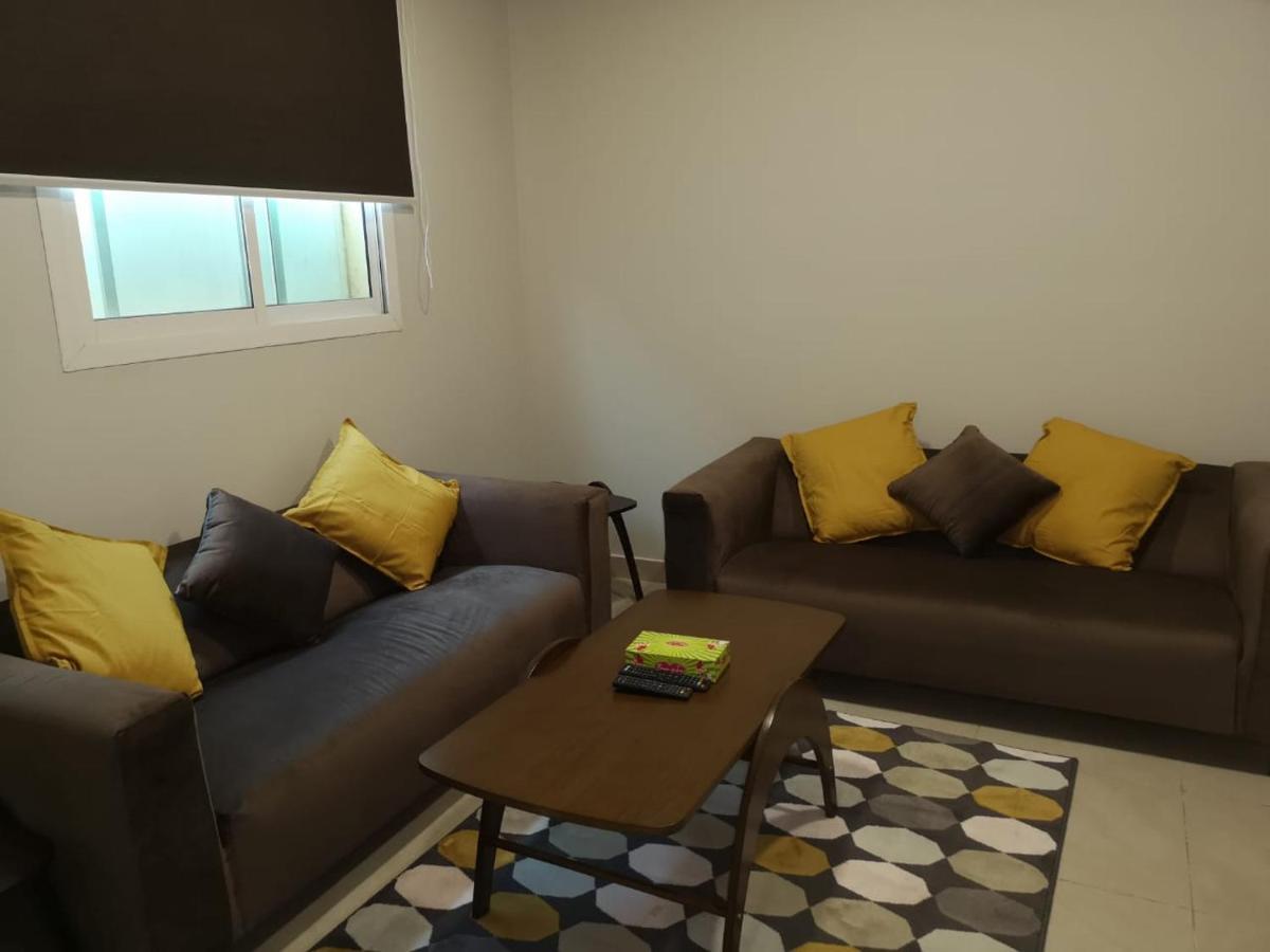 Nozol Al Toot Furnished Units Aparthotel Riyadh Exterior photo